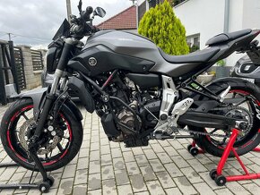 Yamaha mt07 2016 - 9