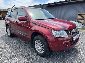 Suzuki Grand Vitara 2.0B 5dv 103 kw - 9