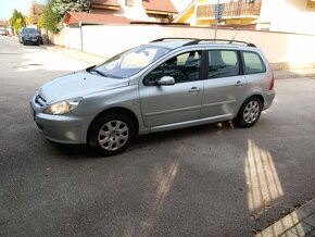 Predám Peugeot 307 1.6 HDi rv2005 80kw - 9