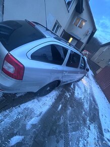 Skoda octavia 2010 combi facelift TDi 77kw - 9