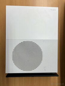 XBOX ONE S 1 TB - 9