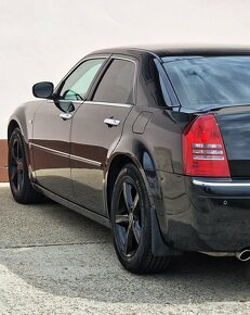 Chrysler 300 C 300C 5.7L V8 HEMI 250Kw AT5 SR 1majiteľ - 9