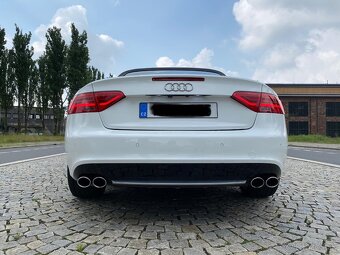 Audi a5 cabrio 3.0 tdi quattro - 9