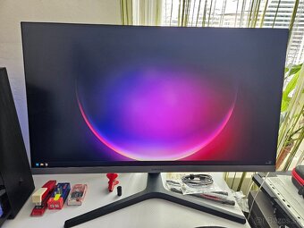 Samsung 4K monitor 2x HDMI + Displej port BIP/PIP 200e - 9