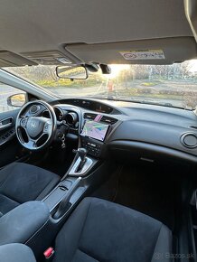 Honda Civic benzín 1.8 I-VTEC Automat, 03/2014 - 9