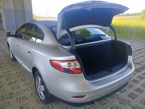 Renault Fluence 1.6 - 9