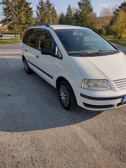 Predám Volkswagen Sharan 1,9TDI 7 miest - 9