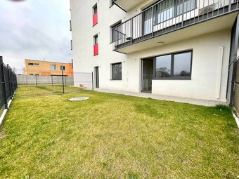 NA PREDAJ 2-IZBOVÝ APARTMÁN S PREDZÁHRADKOU, Jána Ondruša, S - 9