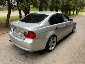 BMW E90 320d 120kw - 9