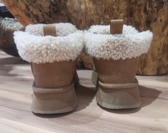 UGG W Funkarra Cabin Cuff - 37 - 9