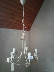 Nové štýlové lustre a lampy - 9