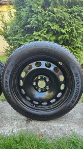 Plechové disky + zimné pneu Vredestein 205/55 R16 5x112 - 9