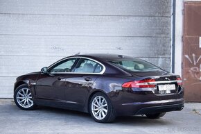 Jaguar XF 2.2D i4 Premium Luxury Automat EDITION - 9