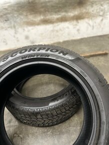 Zimné pneumatiky 235/55/19 Pirelli Scorpion Winter AO - 9