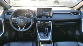 TOYOTA RAV4 2,5l HYBRID AWD SELECTION SKYVIEW + ŤAŽNÉ - 9