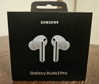 Samsung Galaxy Buds 3 Pro biele - 9