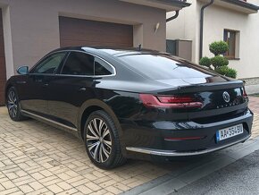 Volkswagen Arteon 2.0 TDI Elegance VIRTUAL COCKPIT - 9