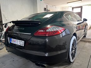 porsche panamera v8 4S - 9