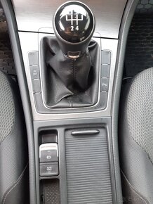 VW GOLF 7 VARIANT 1.6 TDI - 9