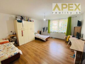 Exkluzívne APEX reality 4i. RD v Kľačanoch, garáž, 1523 m2 - 9