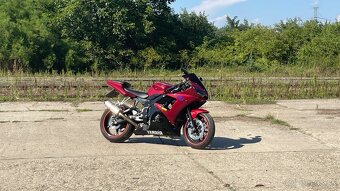 Yamaha YZF-R6 - 9