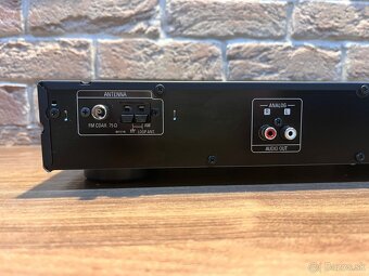 REZERVOVANE AM/FM stereo Tuner Denon DN-U100 professional - 9