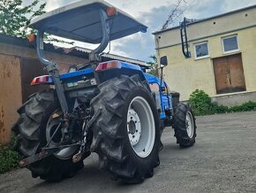 Predam silny traktor ISEKI 4x4 - 9