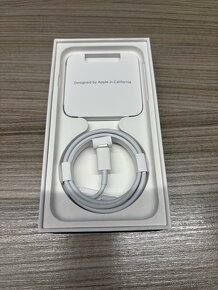 iPhone SE 2022 64gb - 9