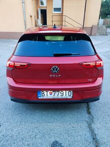 VW Golf 8  1.5 TGI DSG 7 - 9