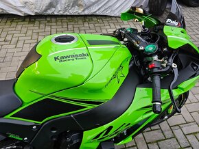 Kawasaki ZX 10RR NINJA - 9