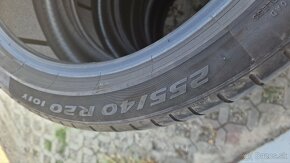 Pireli P zero  255/40 R20 - 9