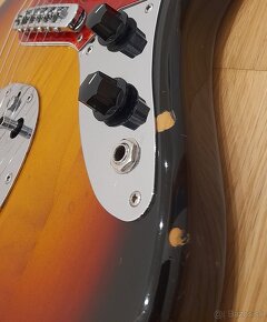 Fender Jaguar - 9