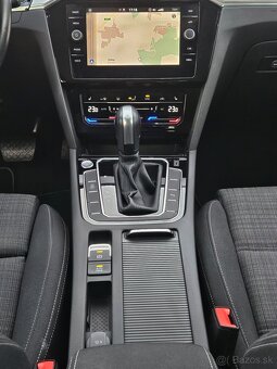 VW Passat Variant 2.0 TDI, Elegance, 110 kW, DSG, 11/2020 - 9