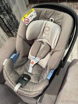 Cybex Aton 5 s Isofix základňou - 9