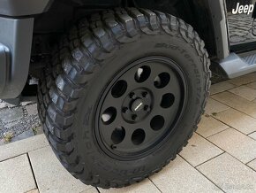 Predám JEEP WRANGLER 2.0T Sahara 4x4 - 9