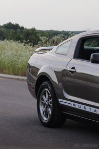 Ford mustang coupe, 4.0L, V6, USA - 9