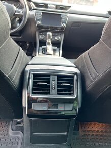 Škoda Superb 3 Combi DSG Panoráma - 9