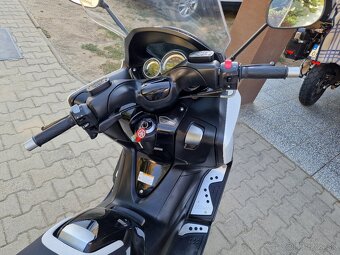 Yamaha T-Max 500 XP 44k (benzín) - 9