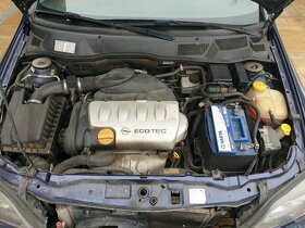 Opel Astra G combi 1.8 benzin 85kw na diely - 9