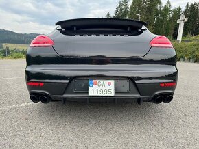 Porsche Panamera E-hybrid 4x4 - 9