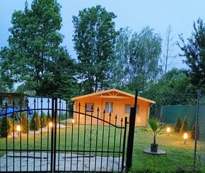 Predaj rekreačná chata s pozemkom v prírode v Holíči - 9