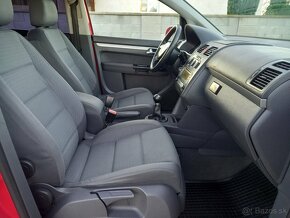 Volkswagen Touran 2.0 TDi - 9