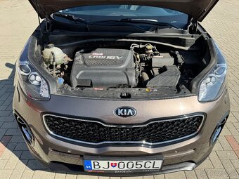 Predám Kia Sportage 2.0 CRDi HP 4WD - 9