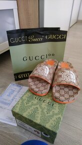 Gucci / šľapky 39 - 9