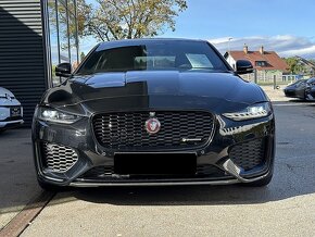 Jaguar XE - 9