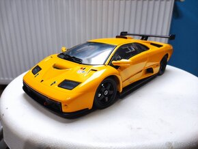 Lamborghini Diablo GTR 1:18 Hotwheels bez krabice - 9