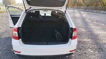 Škoda Octavia Combi 1.6 TDI 85 kW - 9