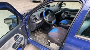 Renault clio 1.2 - 9