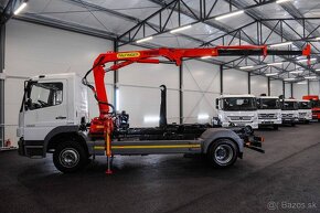 MERCEDES ATEGO 1222 HÁKOVÝ NOSIČ KONTAJNEROV HYDR. RUKA EU-4 - 9