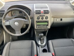 VOLKSWAGEN TOURAN 2,0 TDi DSG - 9